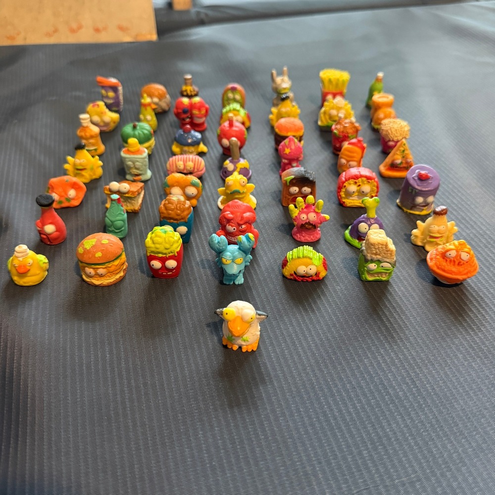 Moose Toys Trash Pack Trashies Lot of 50 Mixed Series Mini Figures Grossery Gang
